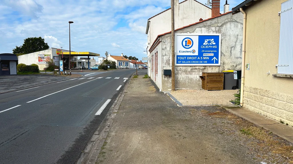 Affichage permanent E.LECLERC Saint-Gilles-Croix-de-Vie – panneau signalétique Sodicos