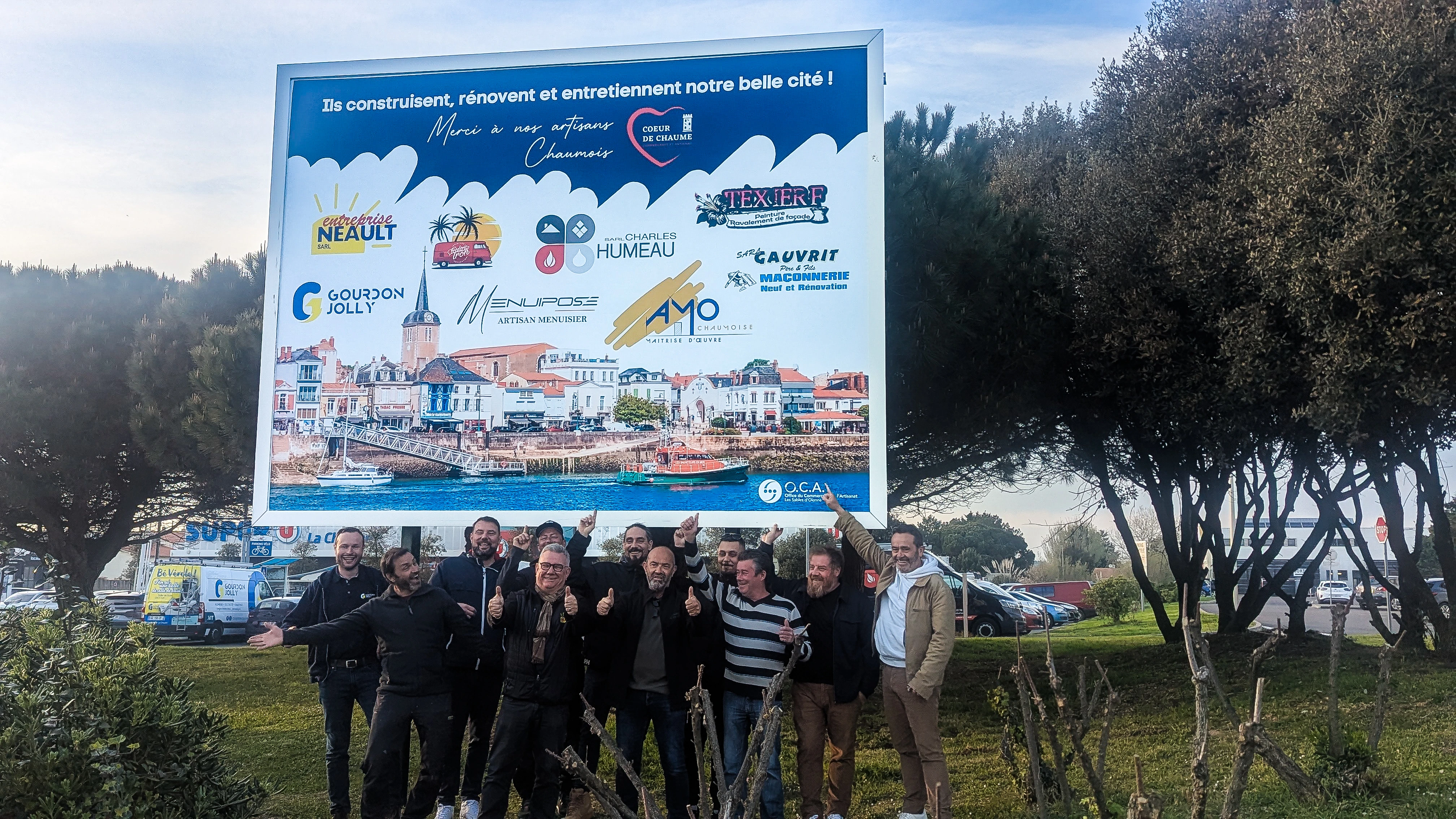 Campagne d’affichage sur-mesure local mettant en avant des artisans et entreprises locales en Vendée à la Chaume